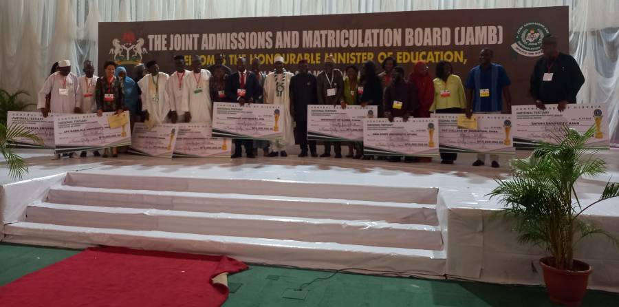 Thirteen Nigerian educational institutions have won the N500 million JAMB compliance prize.