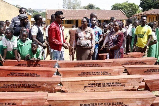 efe Donates Classroom Desks